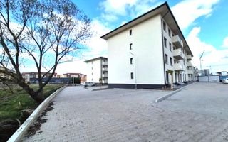 Apartament 2 camere, 56 mp   Doamna Stanca, Selimbar - Poză 5