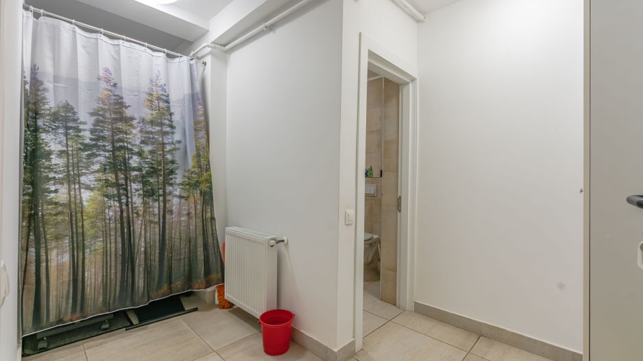 Spatiu comercial de vanzare cartier Tractorul (zona noua) - Poză 9