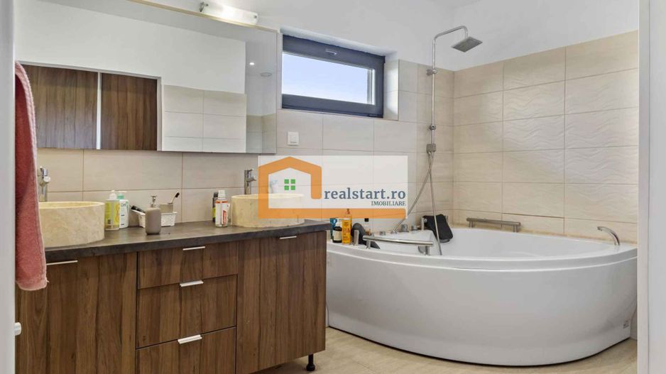 Prima inchiriere, Vila individuala cu teren de 400mp, zona de case noi - Poză 13