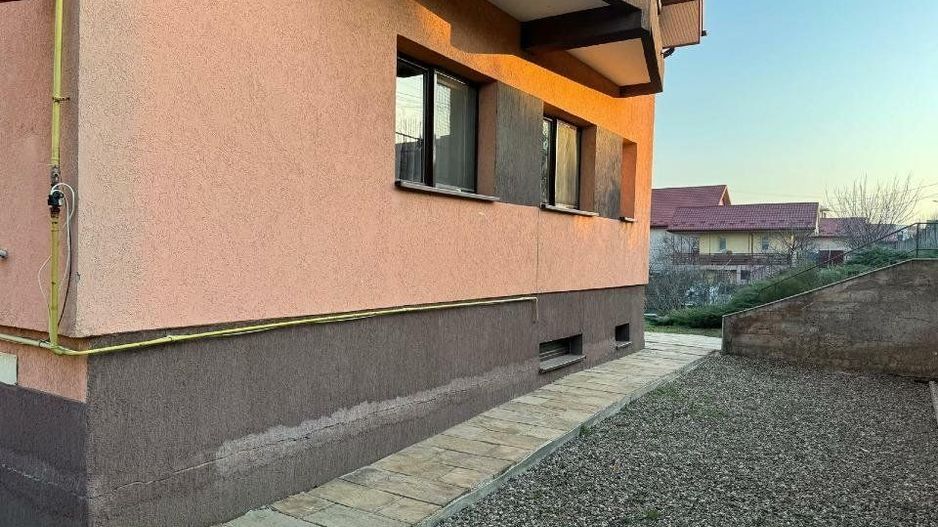 Hlincea, str.Mănăstirii, CIUREA, Iaşi + 1.700 mp teren şi Vilă (D+P+M) - Poză 6