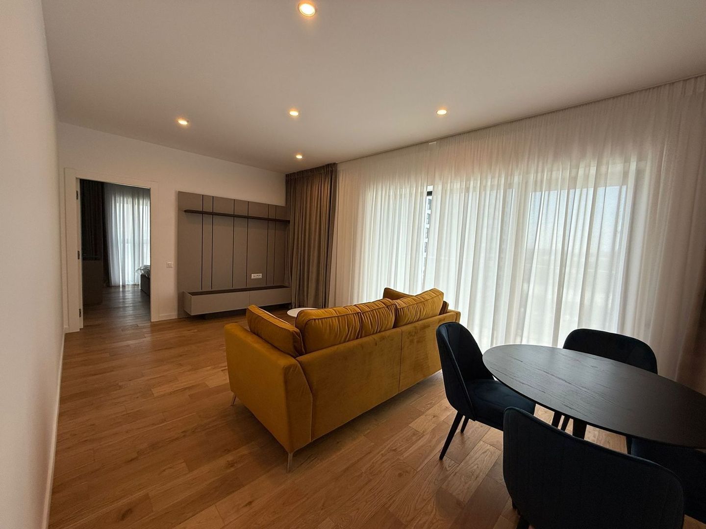 Apartament modern 2 camere One Cotroceni Park - Poză 8