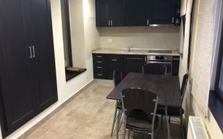 Apartament la casa zona Centrala - Poză 4