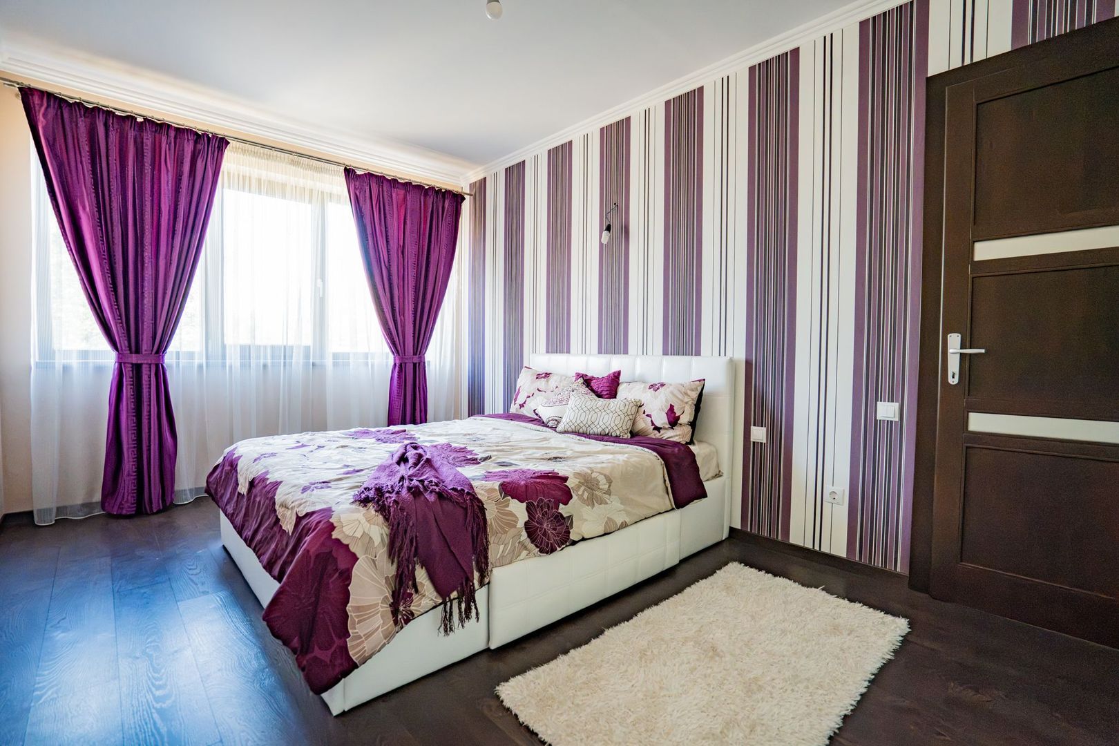 Casa Episcopia cu 774 mp teren, 4 dormotoare - Poză 12