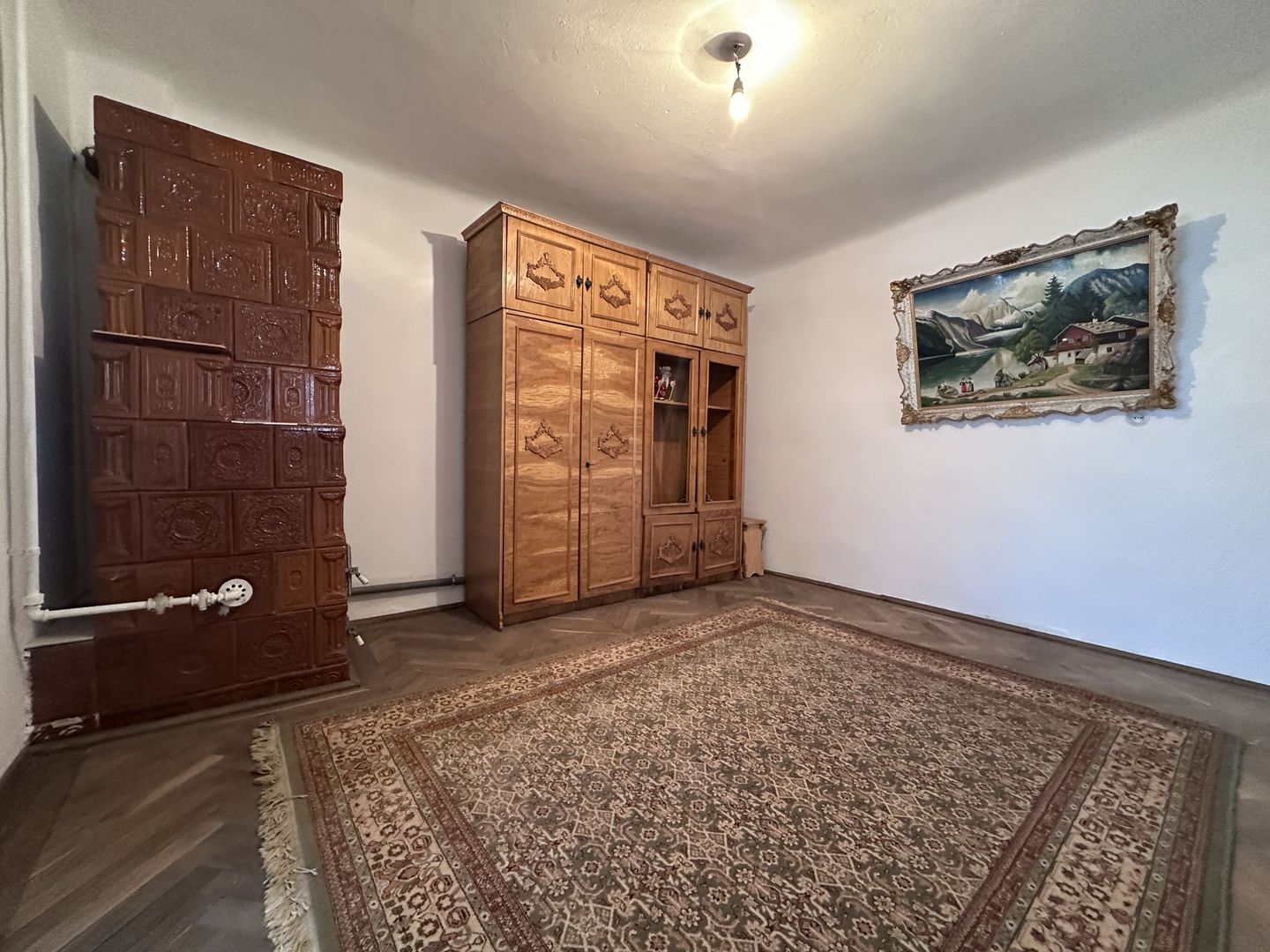Vanzare casă cu potențial rezidențial și comercial în Pucioasa -441 mp - Poză 9