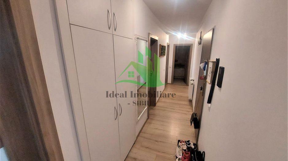 Apartament cu 4 camere in Selimbar, zona Pictor Brana - Poză 8