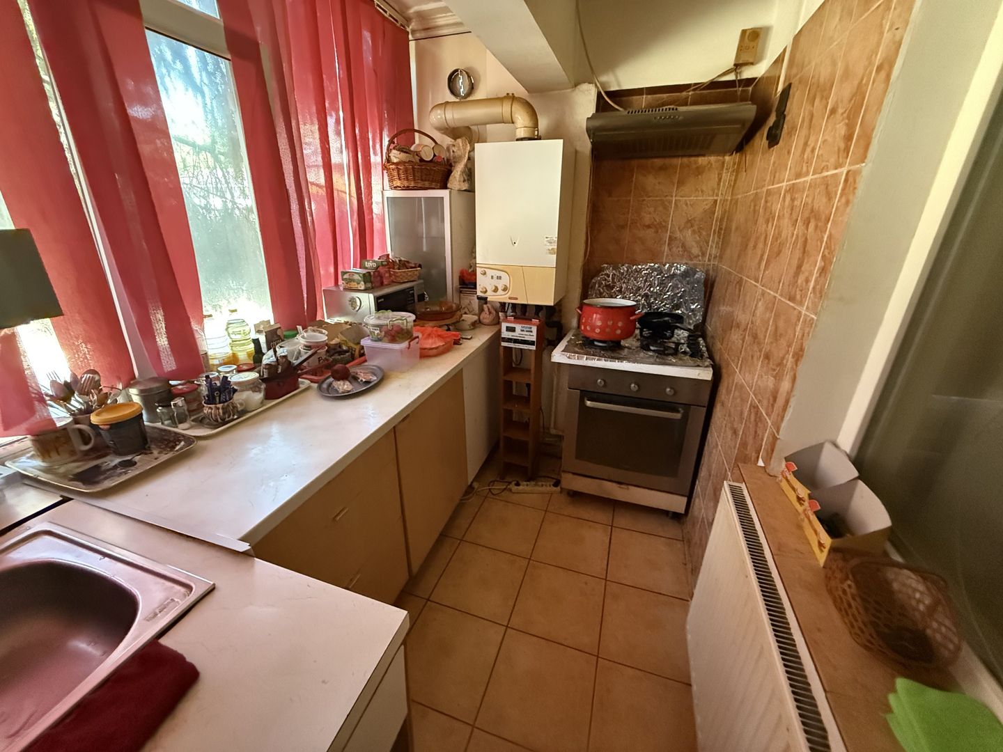 Ap 3 camere 60 mp + curte 18 mp și loc de parcare - Poză 12