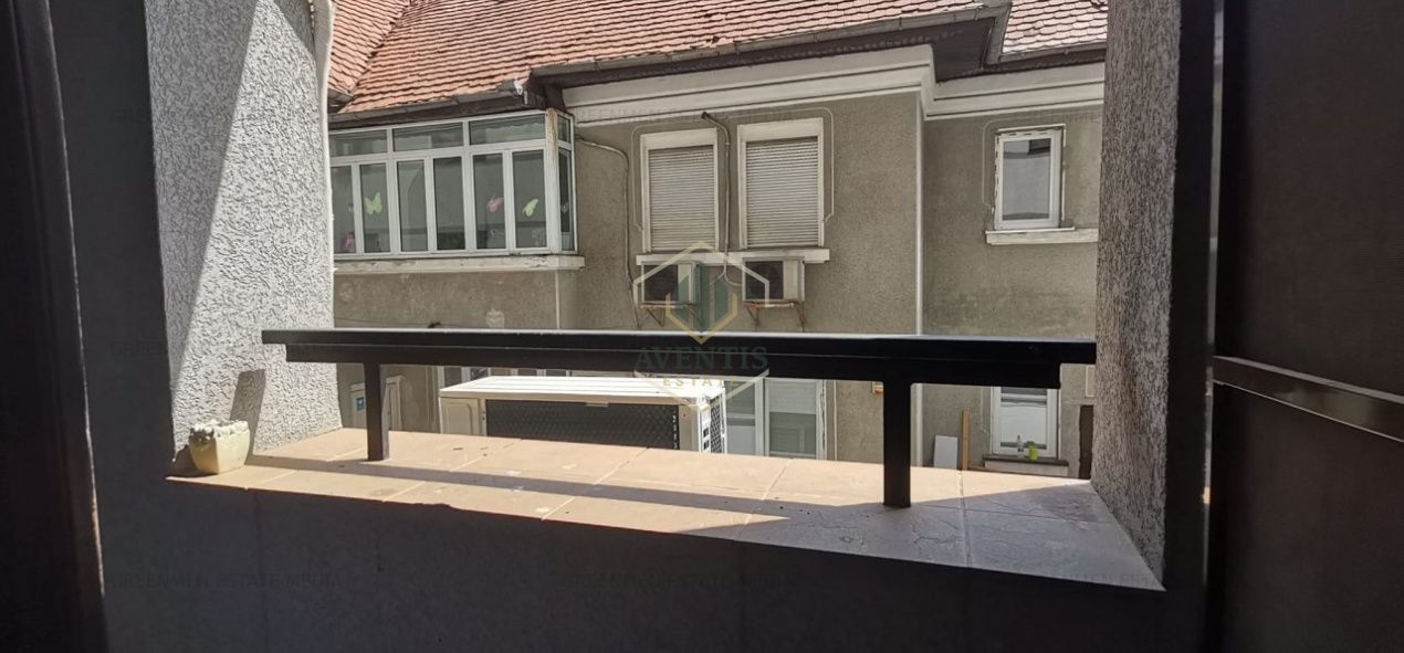 Inchiriere apartament trei camere, semidecomandat, Mosilor - Poză 21