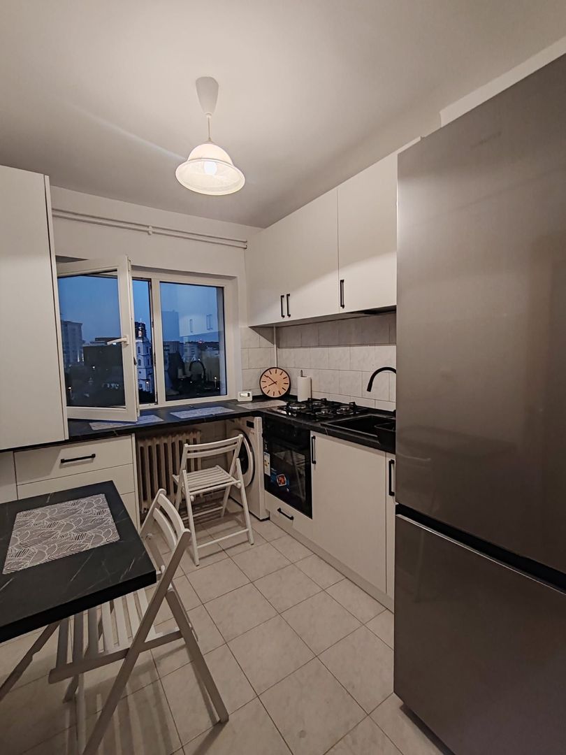 Apartament 2 camere decomandat 52 mp renovat Podu Ros 450 euro - Poză 7