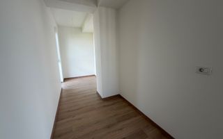 Zona Aradului. Terasa 42 mp. Loc de parcare. Comision 0%. - Poză 15