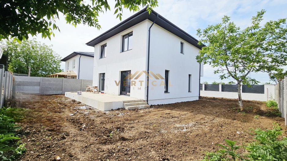Vila 4 camere la intrare in comuna Berceni - Poză 1