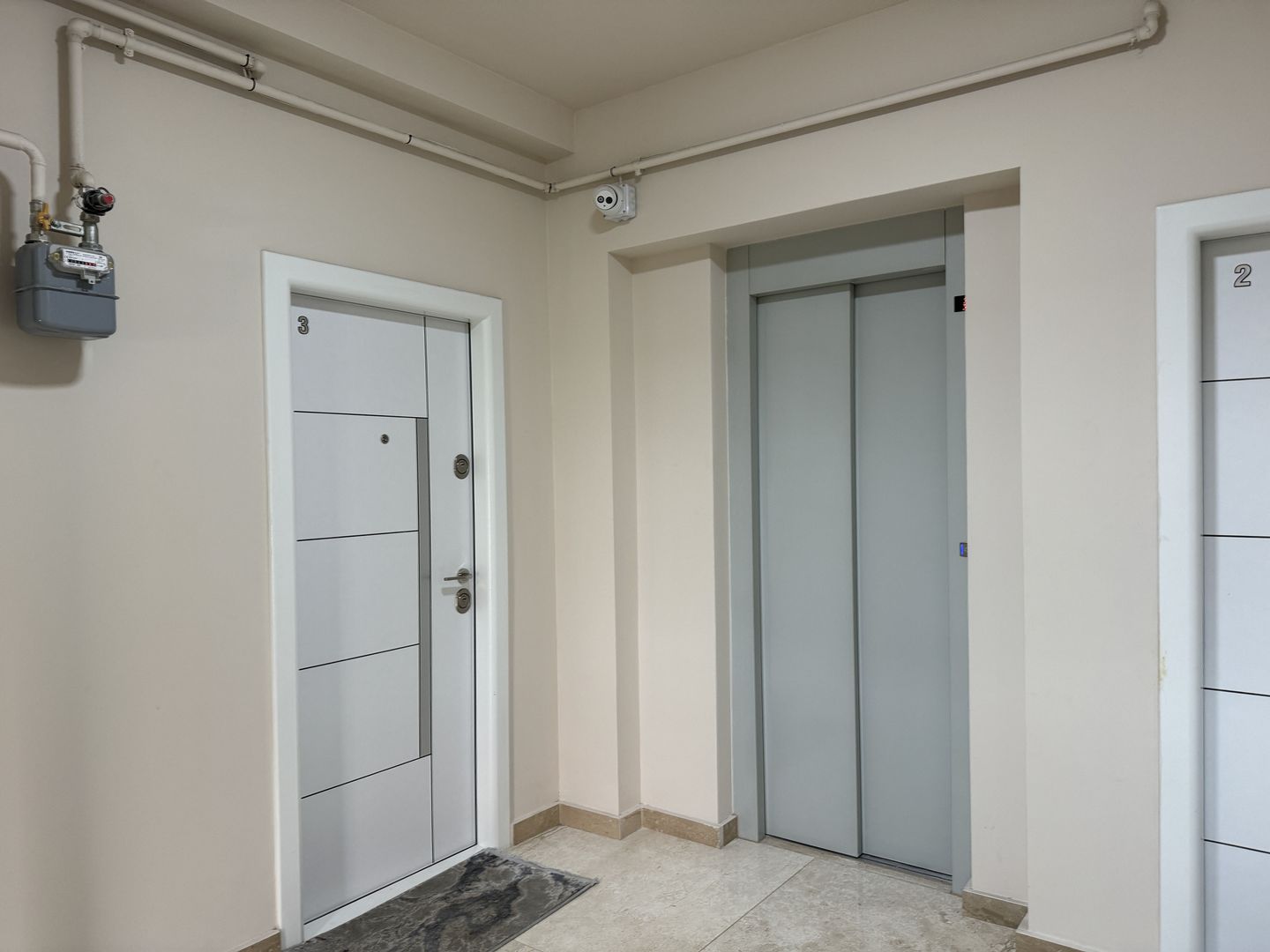 Apartament cu 2 camere mobilat si utilat de lux - Poză 12