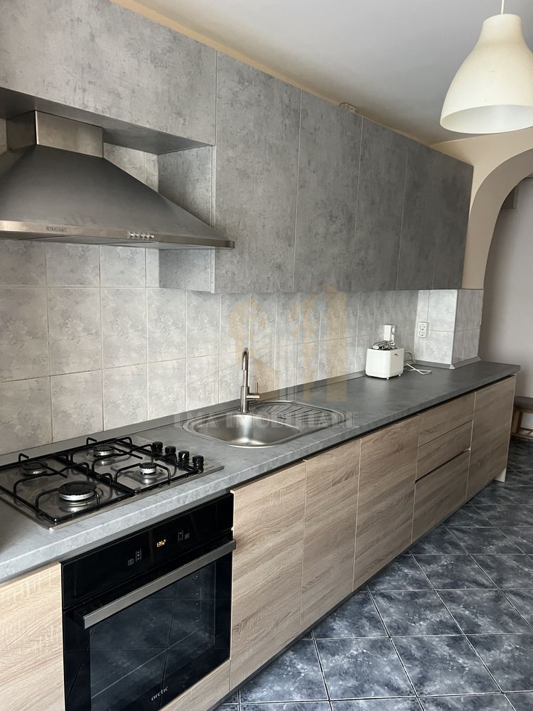 Apartament 3 camere Strada Vulturului Brasov - Poză 2