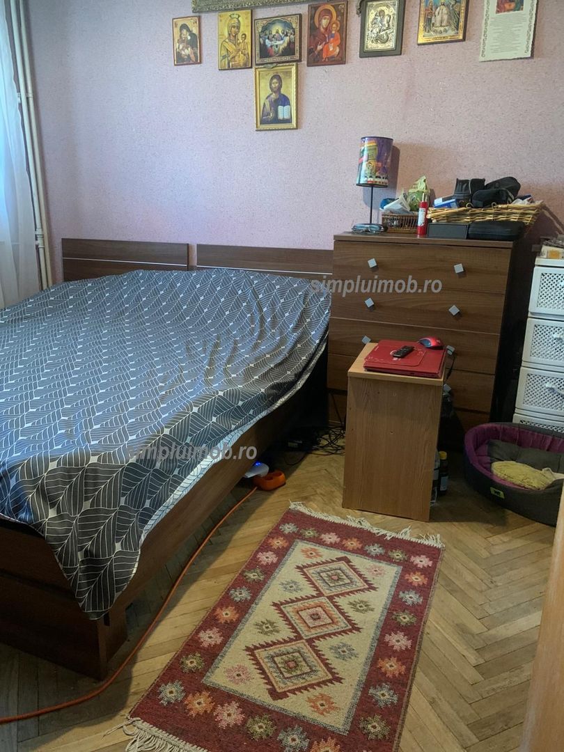 Dristor Apartament 3 Camere Spatios cu Balcon - Poză 3