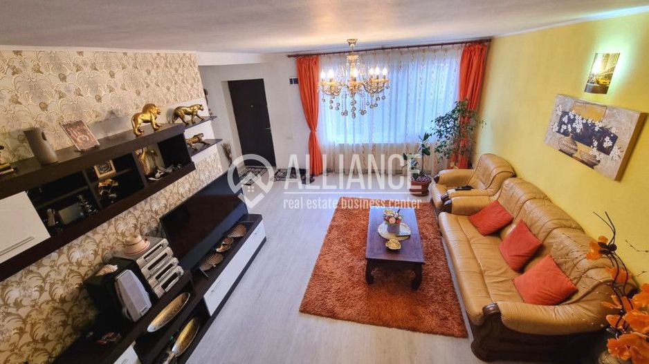 Brătianu Constanta(COD 07) Vila -  P+1+M cu 7 camere - Poză 1