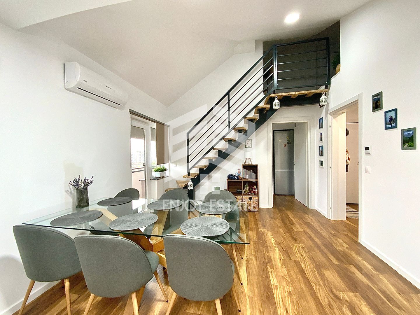 Apartament NOU, mobilat și utilat complet, parcare inclusă - Poză 5