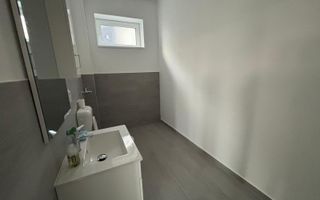 Casa moderna, prima inchiriere, 600 mp teren, curte, parcare, Dezmir - Poză 5