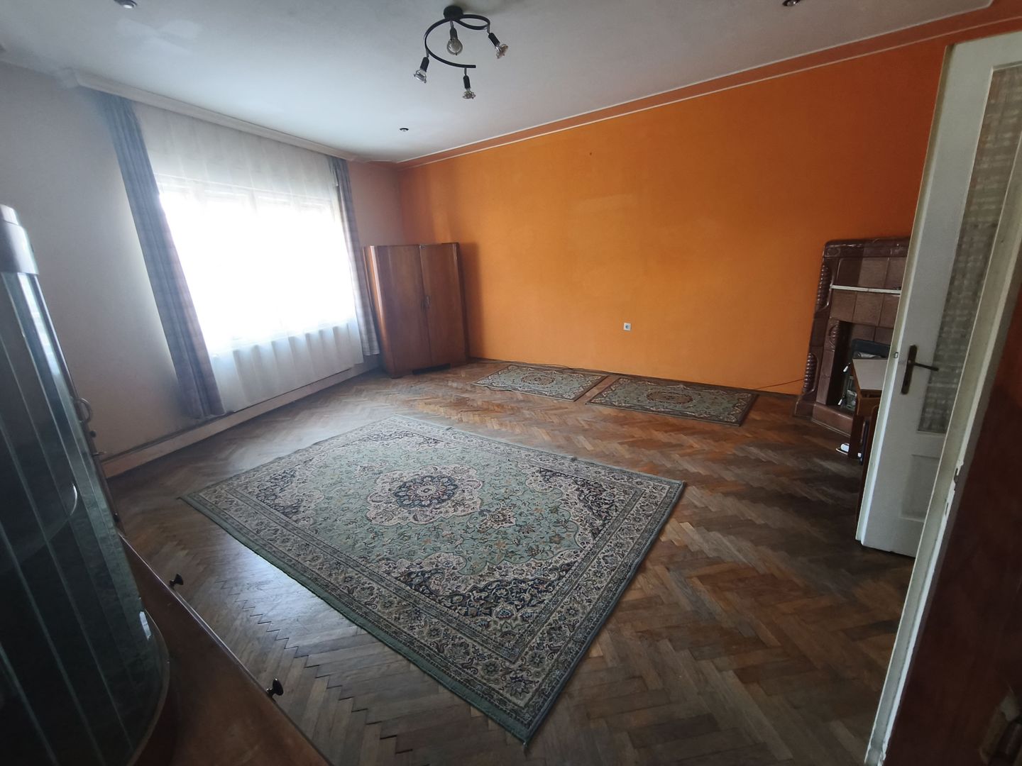 Casă 90 mp utili | Curte delimitata | Cota 1/2 teren | (Primăverii ) - Poză 6