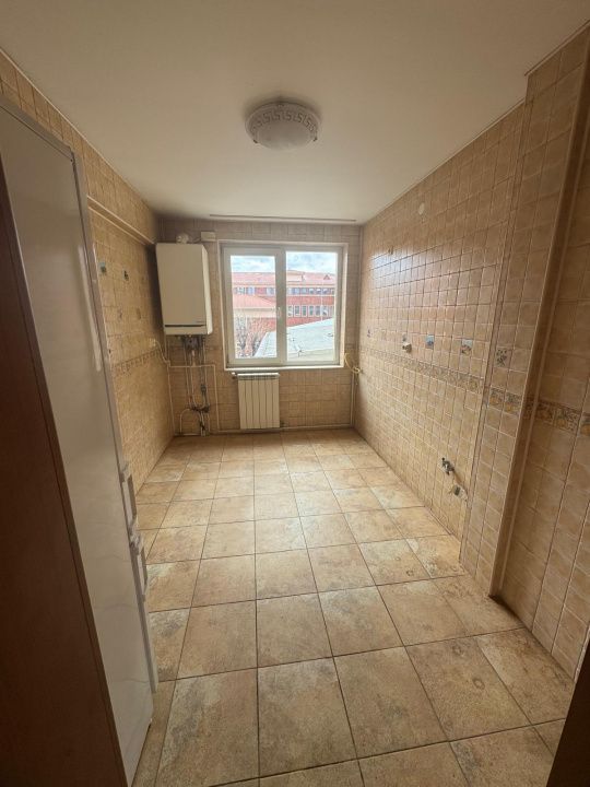 APARTAMENT 3 CAMERE - OCAZIE UNICA - Poză 7