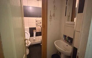 Spatiu stradal, parter - Poză 8