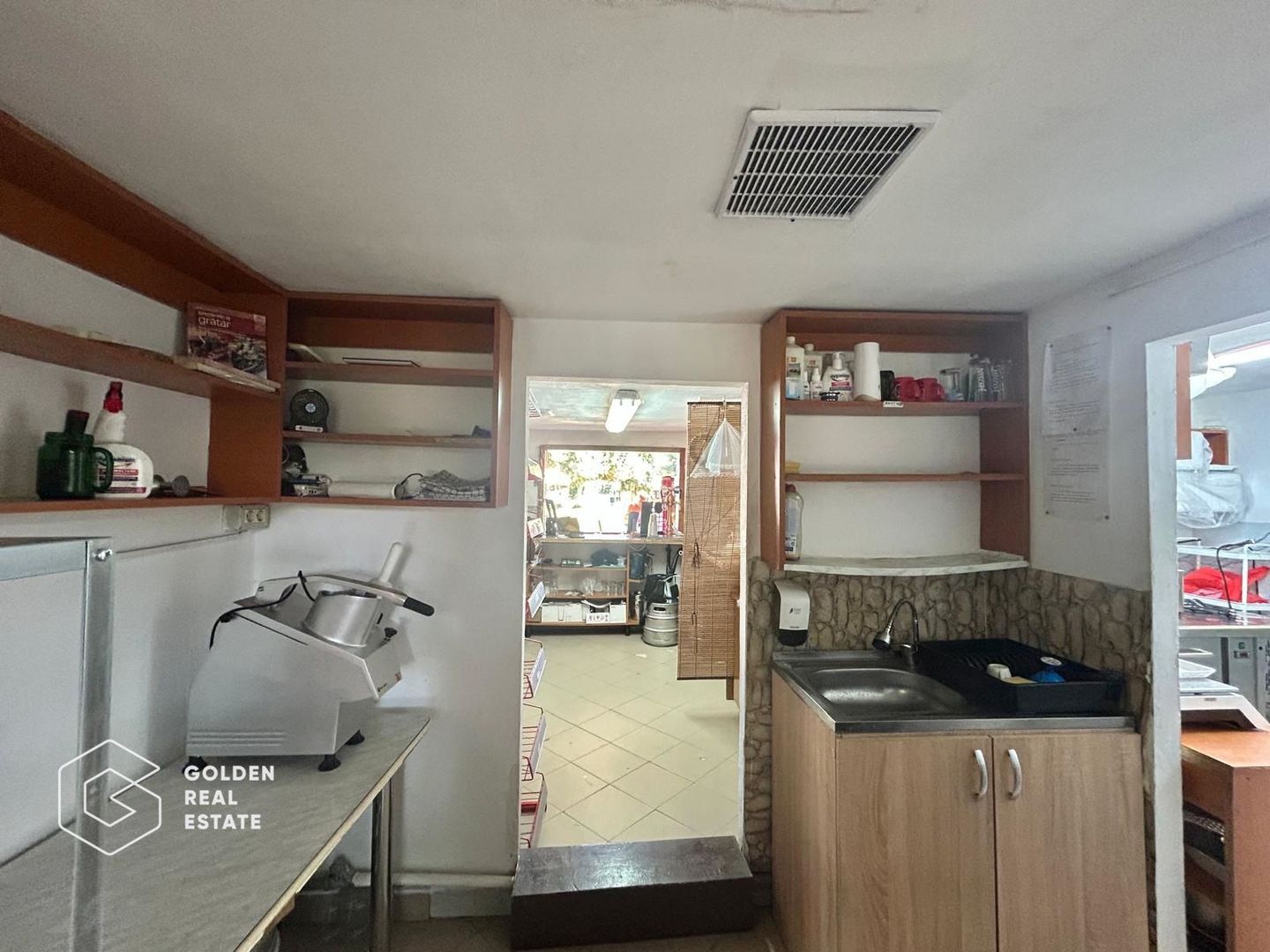 Afacere la cheie, Strand Neptun Arad - Poză 4