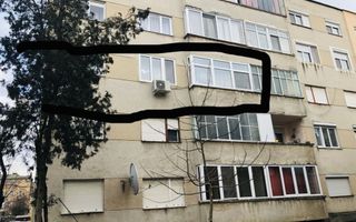 BRASADAS vinde ap 3 cam etajul 2/4 Bd. Traian. - Poză 3