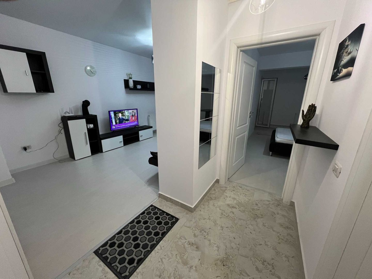 2 cam. Central Adress Residence | Loc parcare subsol 1  | Liberty Mall - Poză 1