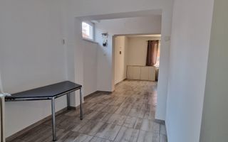 De inchiriat | Spațiu comercial central | Oradea. - Poză 9