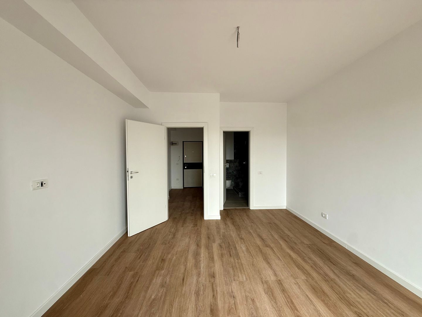 OPORTUNITATE | 3 CAMERE | DECOMANDAT | LOC DE PARCARE | 2025 - Poză 3