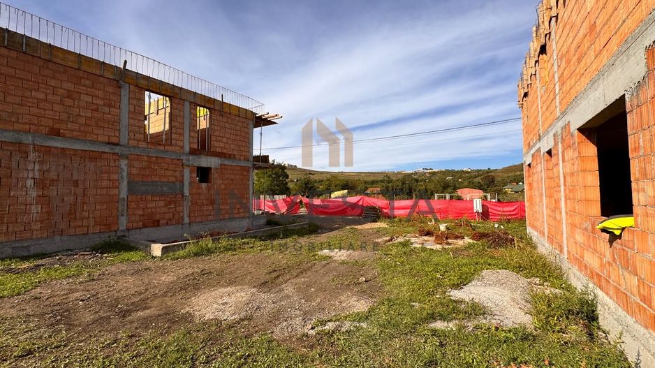 CASA INDIVIDUALA DE VANZARE SOPOR 800MP CURTE - Poză 15