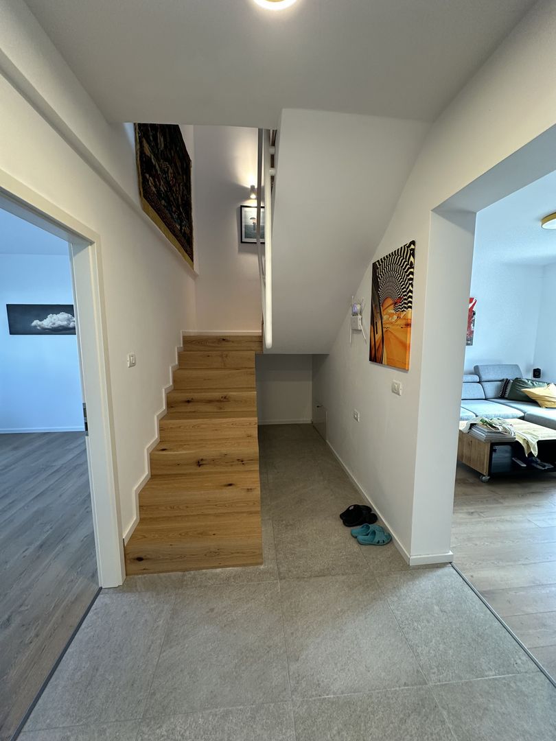 Casa deosebita intr-un cartier privat cu bariera - Poză 19