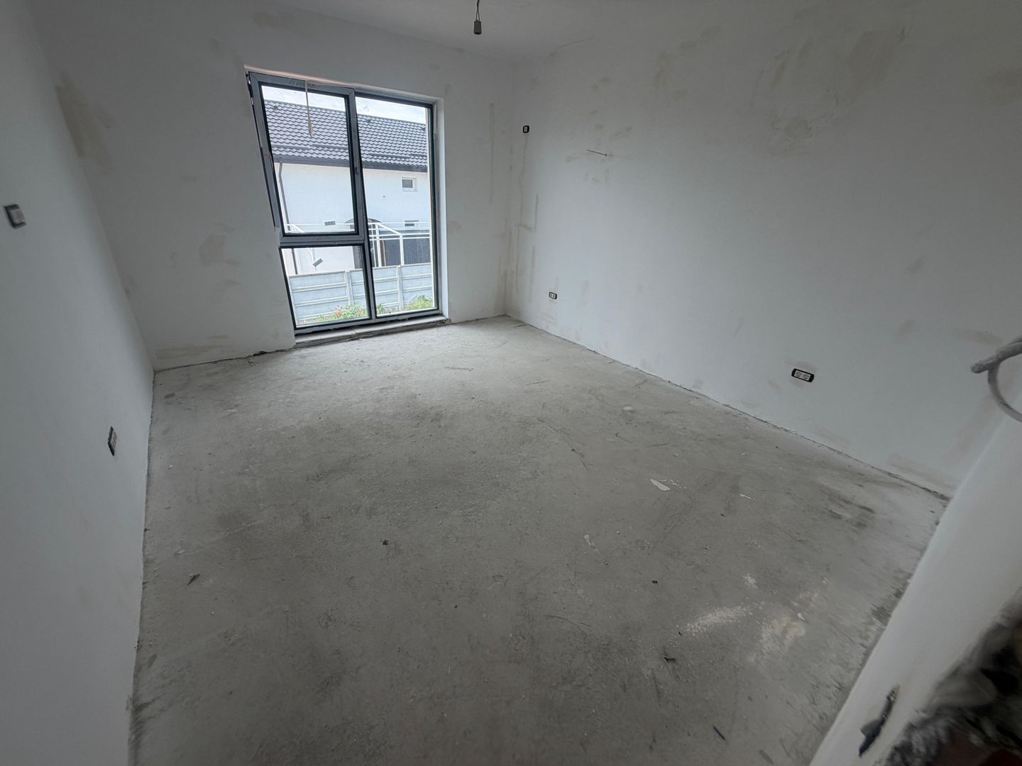 CASA INDIVIDUALA- 4 CAMERE, TOATE UTILITATILE, TEREN 240 MP, COMIS 0% - Poză 6