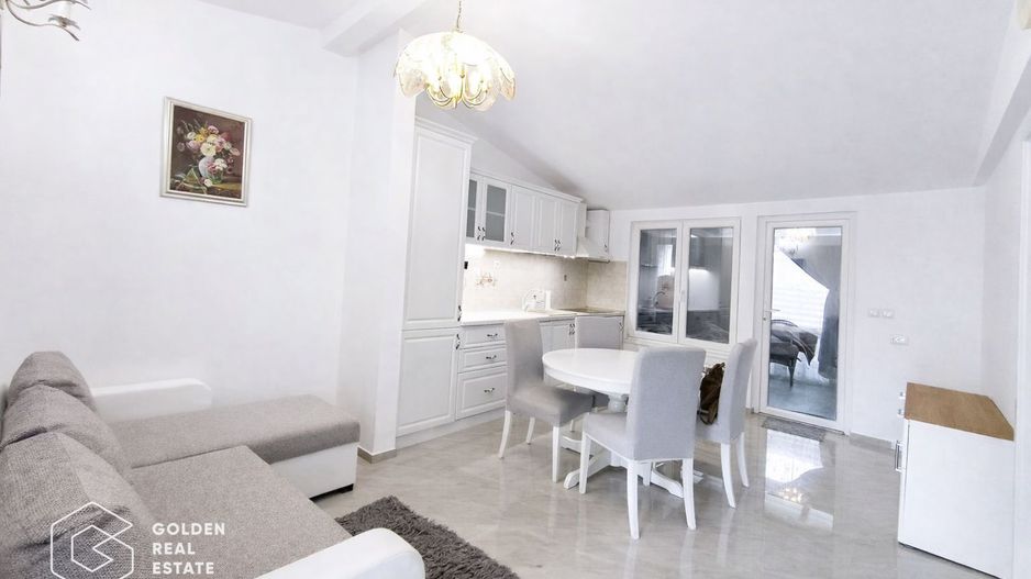 Casă zona Circumvalațiunii, aproape de City of Mara - Poză 8