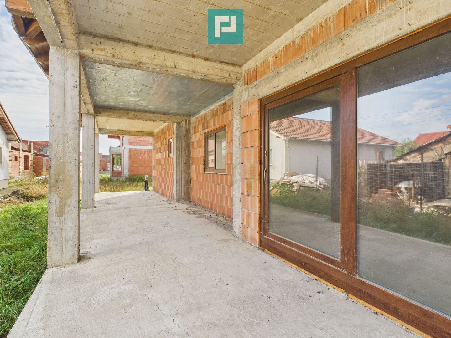 Casă la roșu, 4 camere, Zimandul Nou - Poză 4