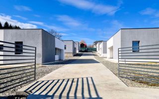 CASĂ ÎN TOCILE | 3 CAMERE | ANSAMBLU PRIVAT | CURTE PROPRIE - Poză 9