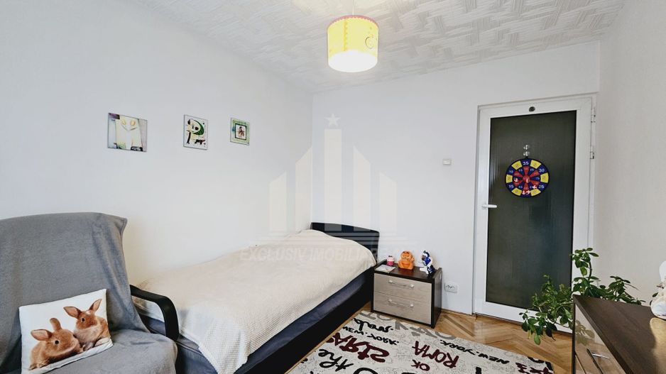 Apartament cu 3 camere decomandate, Cetate - Poză 6