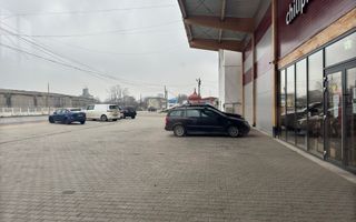 Showroom + cladire birouri | Roman/Neamt | stradal - de vanzare - Poză 9