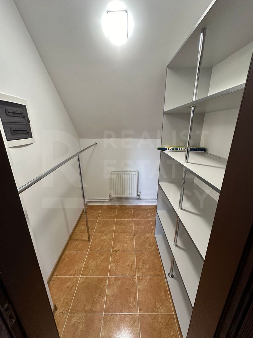 Chirie, apartament 4 camere, strada Codrul Cosminului, Centru - Poză 5