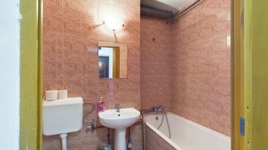 Apartament cu o cameră în zona Spitalului Județean - Poză 10