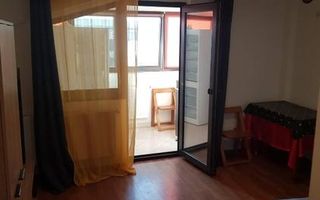 Garsonieră de vânzare în Valea Adâncă, utilată și mobilată complet, cu aer condiționat - Poză 1