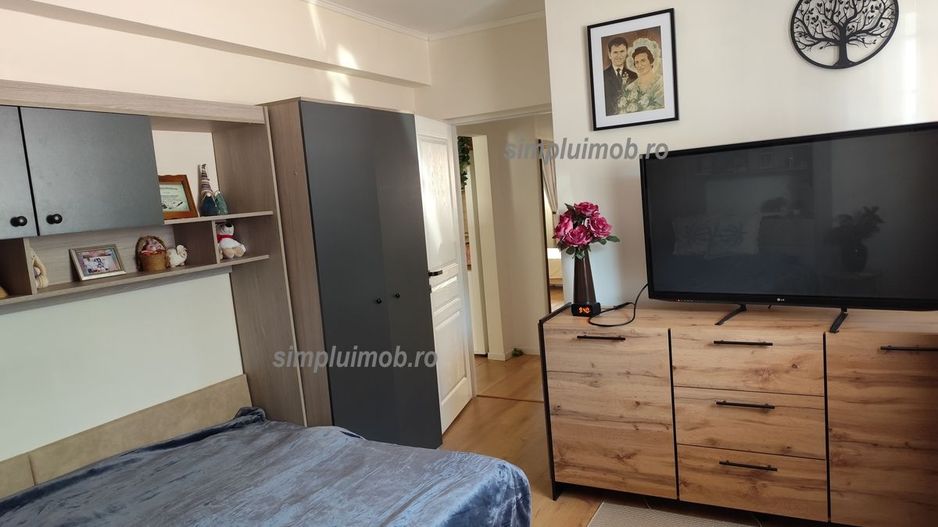 Trapezului Metrou 1 Decembrie 3 Camere - Poză 8