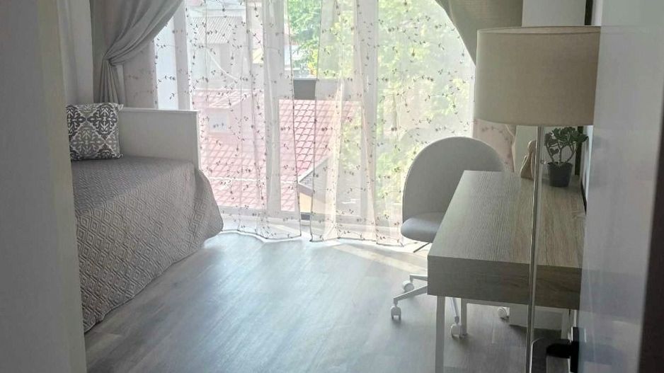 De inchiriat apart. cu 3 camere, zona Facultatea de Mecanica, et. 1, 800 E - Poză 3