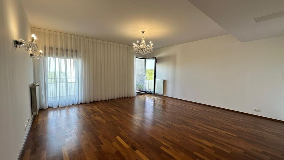 AP. 4 CAMERE- BANEASA, 169 MP - 31 MP TERASA, 2 PARCARI SUBTERANE - Poză 1