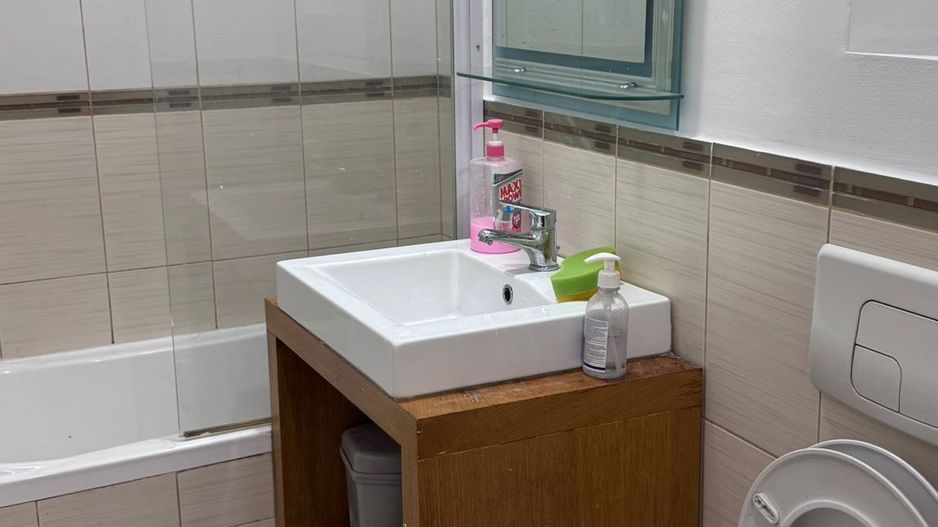 Apartament 2 camere, 60 mp, parcare inclusă, metrou Costin Georgian - Poză 9