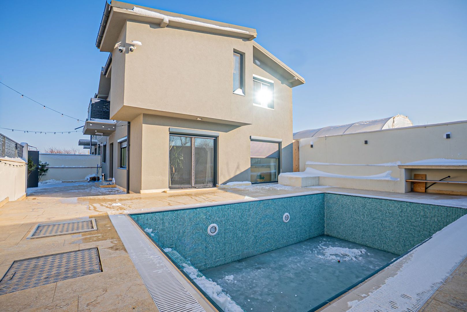 Lumina – Casa P+1E de vânzare, mobilată/echipata, cu piscină si garaj. - Poză 31