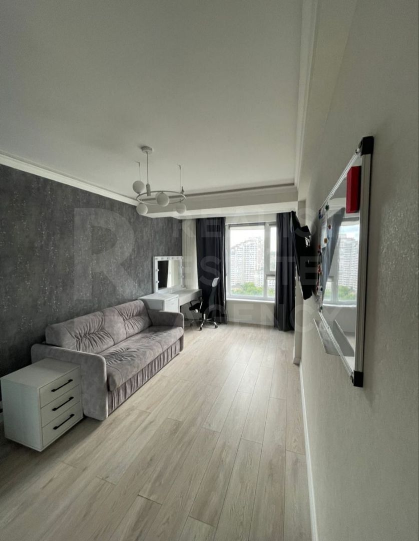 Chirie, apartament, 4 camere, str. Burebista, sectorul Botanica - Poză 9