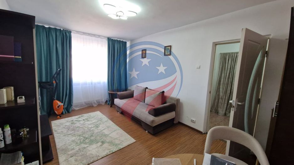 DE VÂNZARE – Apartament cu 2 camere, mobilat și utilat, în Craiovița Nouă! - Poză 2