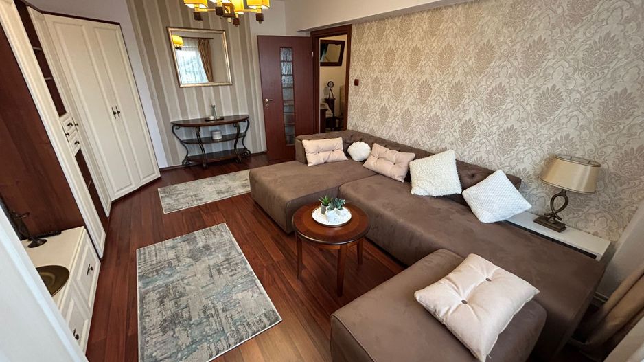 Apartament 2 camere, etaj 2 - zona Cetate - Poză 11