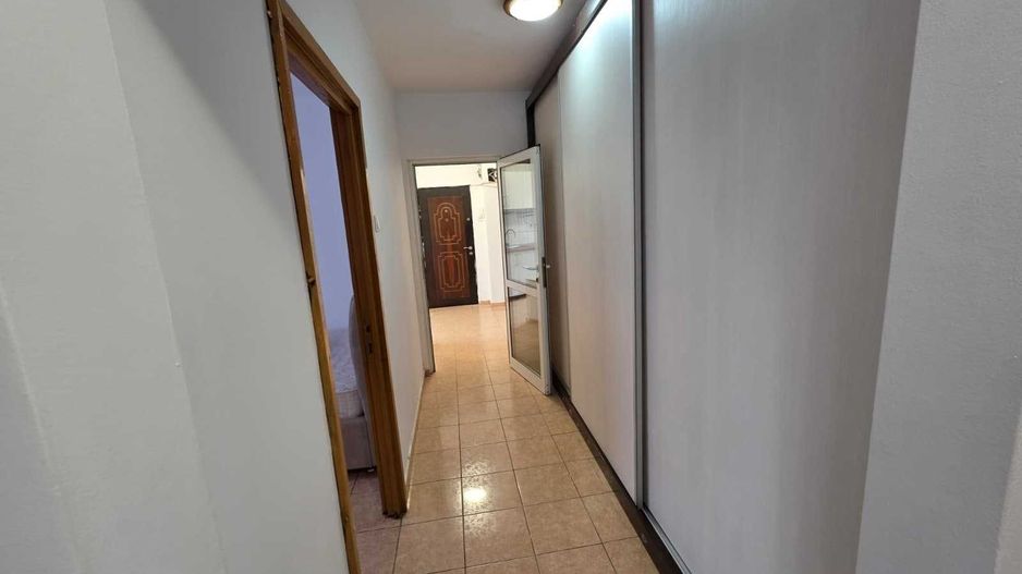 3 camere spatioase, AC, dressing generos, zona linistita Titan - Poză 4