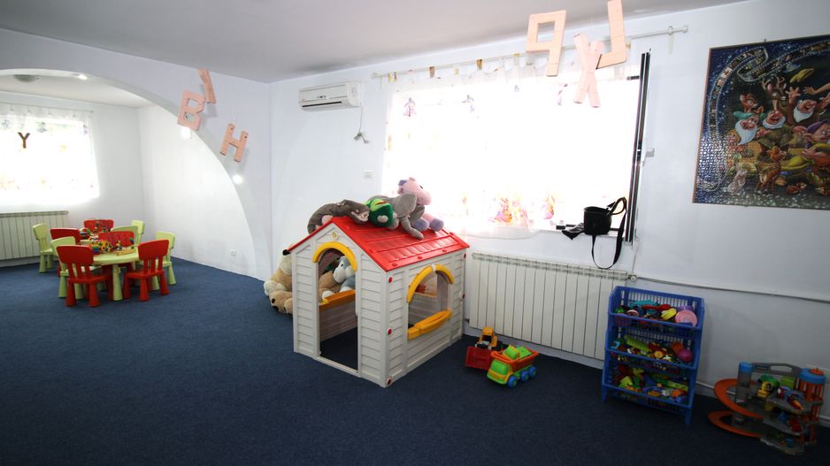 Casa de vanzare P+1+M Drumul Taberei Bucuresti - Poză 6