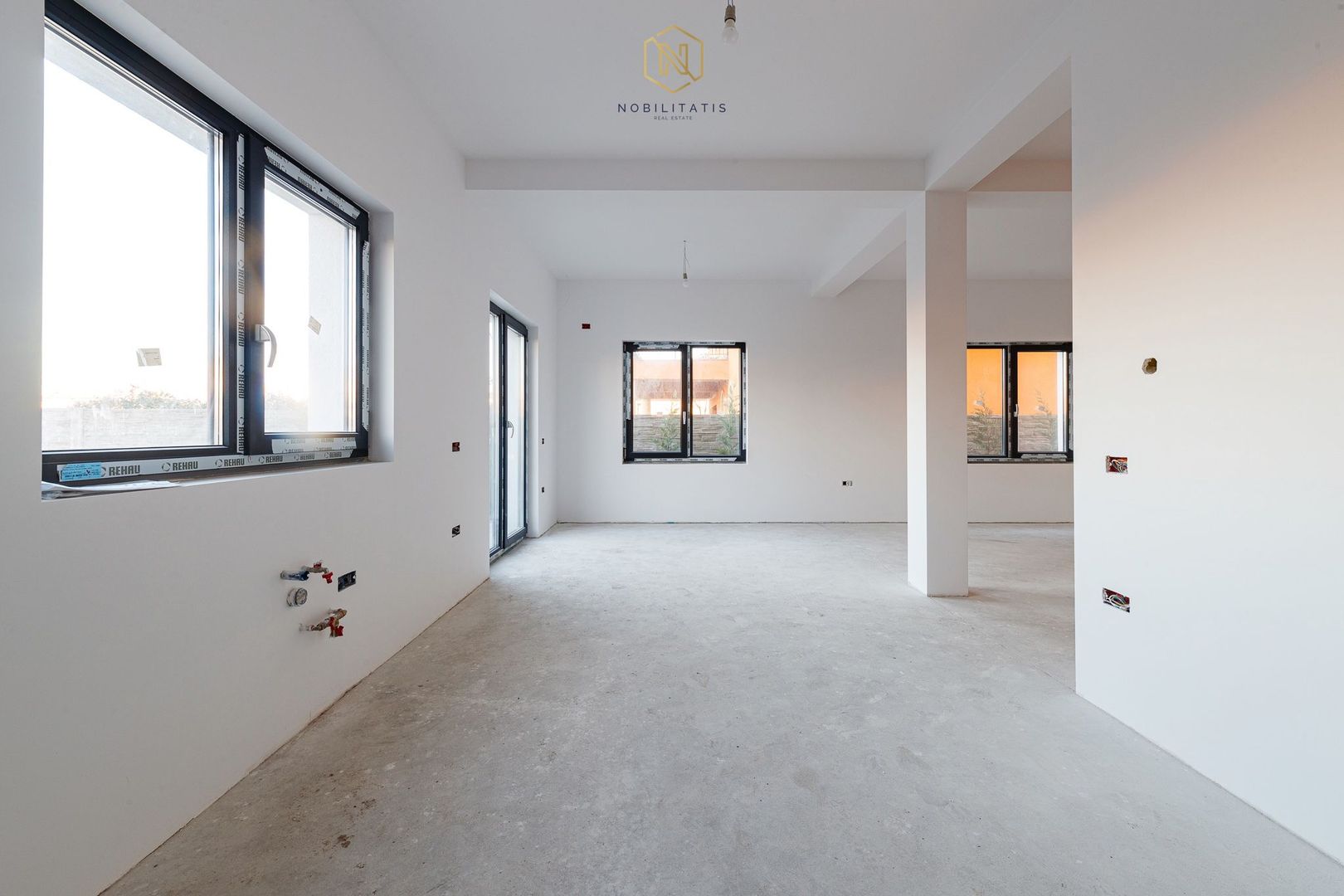 ANTECONTRACT - Duplex nou deosebit - despartit prin camera tehnica - Poză 20